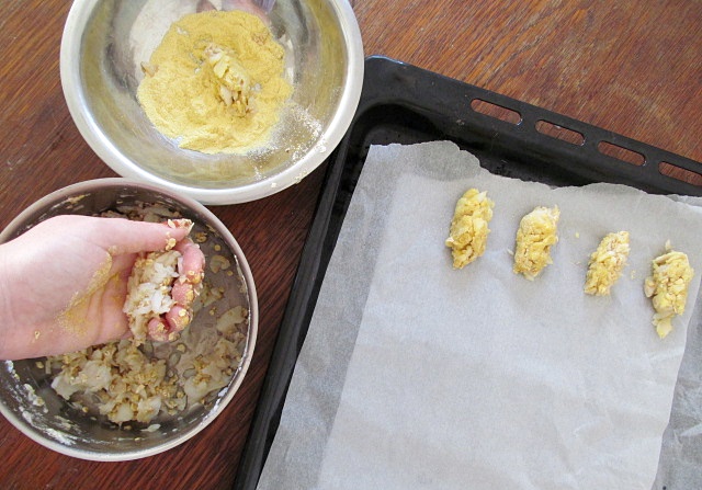 Vaříme pro kočky: recept na rybí palce - tvoříme špalíčky